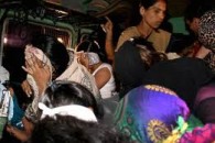 आता पर्यंतच सर्वात मोठ सेक्स रॅकेट मुंबई पोलिसांना आता पर्यंतच सर्वात मोठ सेक्स रॅकेट उध्वस्त करण्यात यश आलेला आहे. असे...