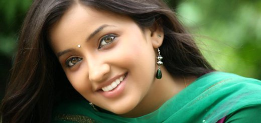 Apurva-Nemlekar-Marathi-Actress-PhotosBiographyWallpapers